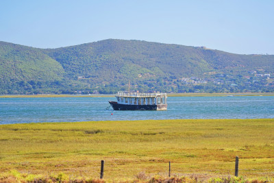 南非奈斯纳潟湖，湖边风景