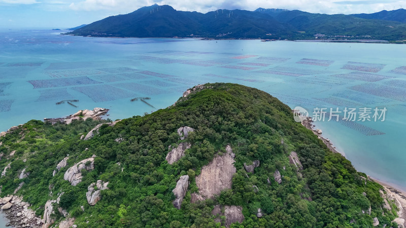 海上岛屿海岛大海海洋风光航拍图