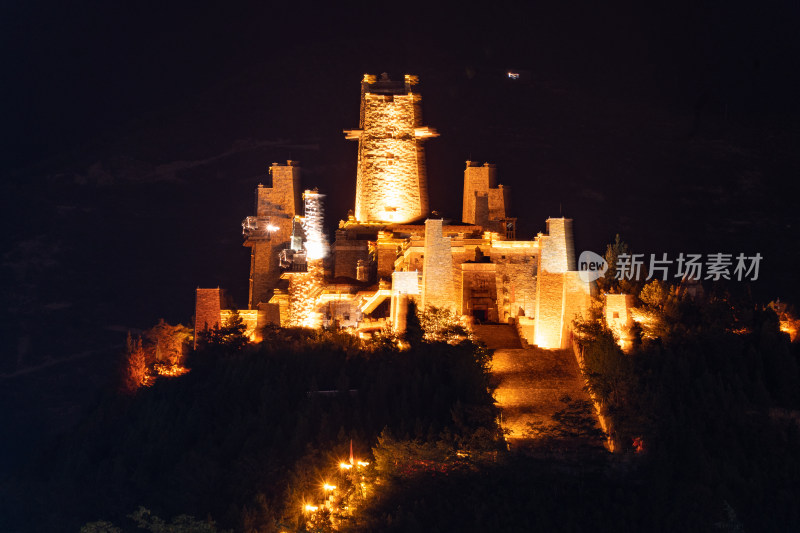 四川阿坝茂县银龟圣山祭祖坛夜景