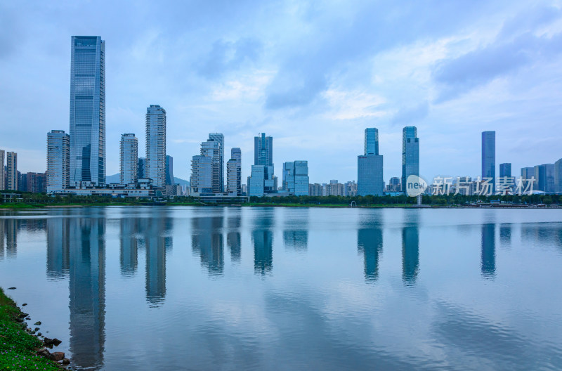 深圳湾CBD城市摩天大楼建筑群都市风光