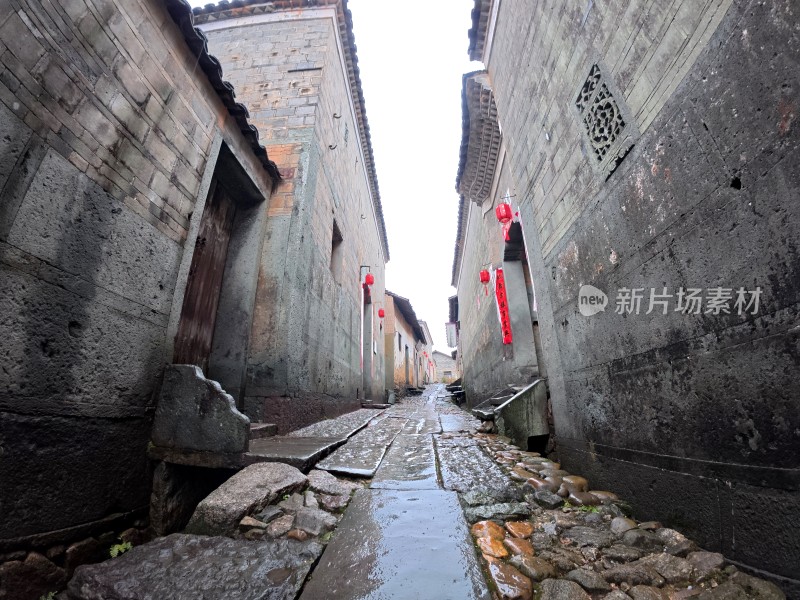 雨中竹桥古村