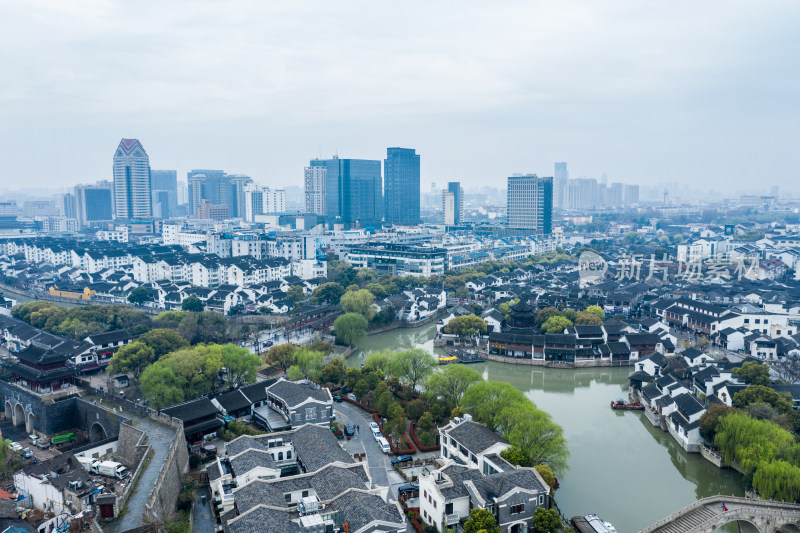 江苏苏州山塘街外城河