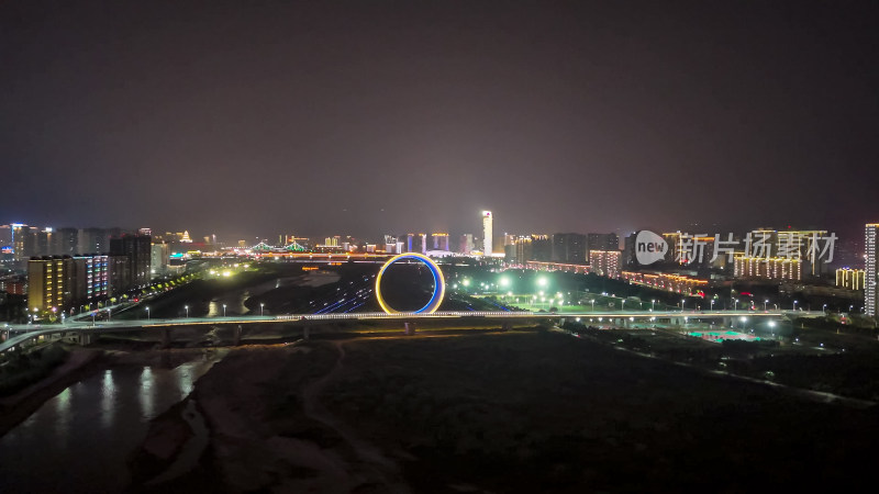 陕西宝鸡团结渭河大桥夜景航拍图