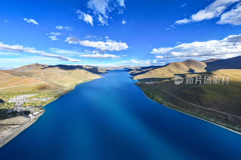 中国西藏羊卓雍措湖泊