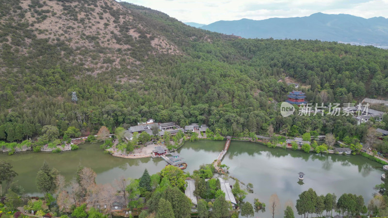 航拍云南丽江黑龙潭景区4A景区