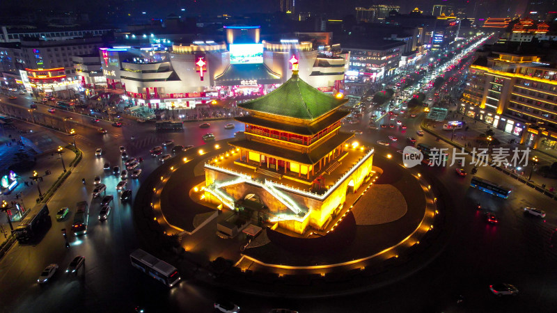 西安钟楼地标夜景航拍图