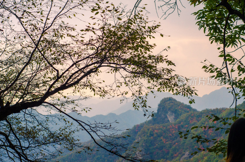 河南省洛阳白云山九龙潭秋天风景