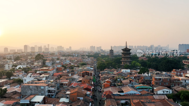 泉州东西塔航拍泉州西街开元寺夕阳日落风景