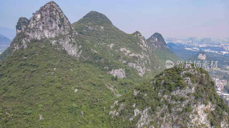 广西桂林山水甲天下哈斯特地貌奇山航拍