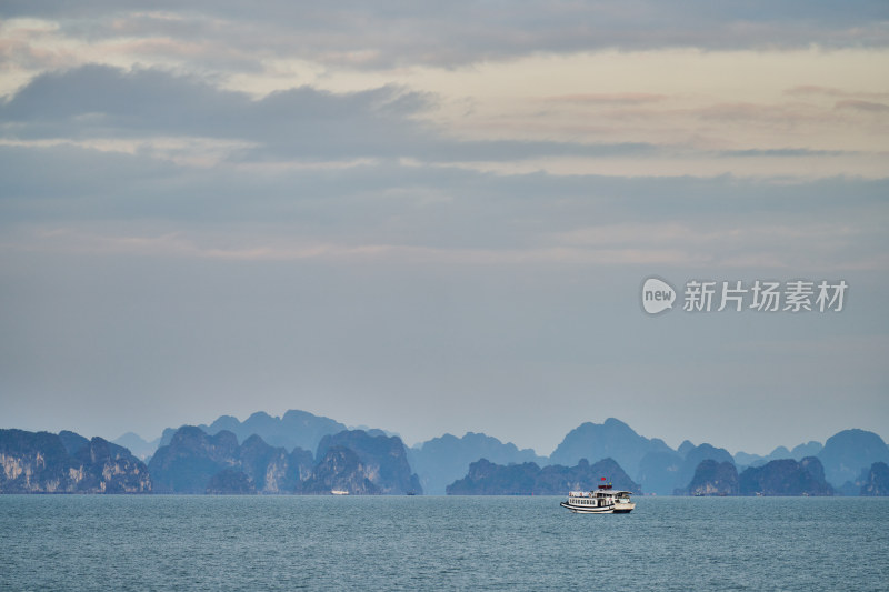 越南下龙湾自然美景