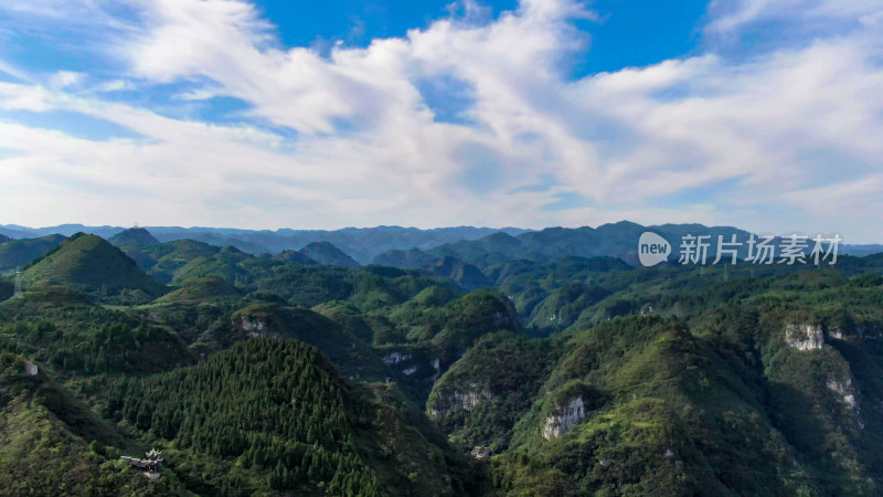 连绵起伏山川风景