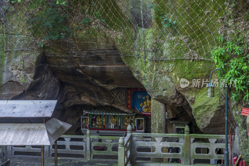 杭州宝石山景区金鼓洞景点