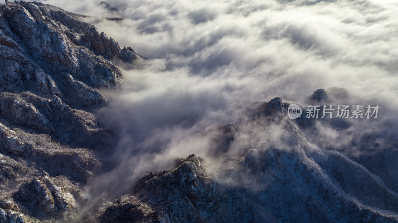 山脉大雪云海航拍辽阔高远壮观背景自然风景