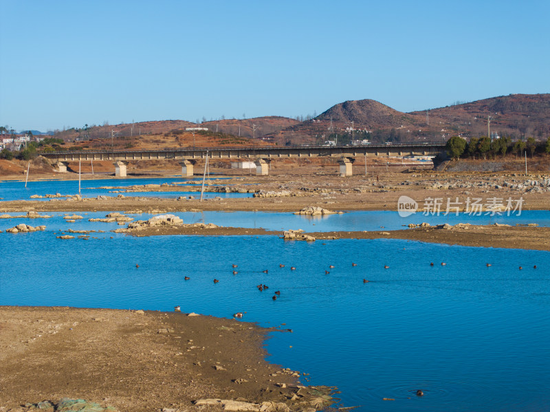 贵州威宁草海黑颈鹤日出航拍