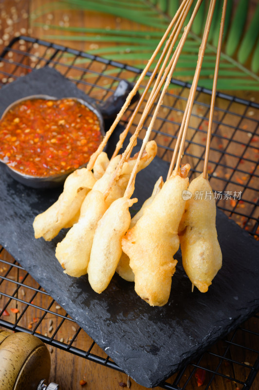 蘸酱炸物美食特写