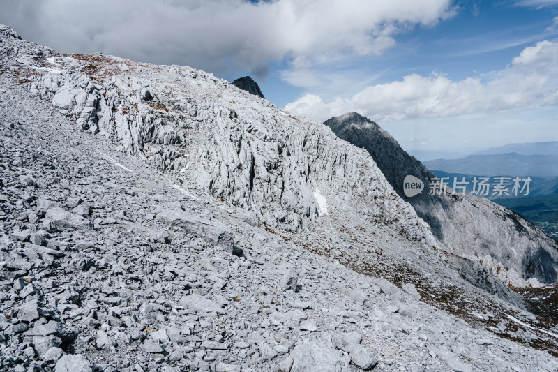 丽江玉龙雪山大峡谷