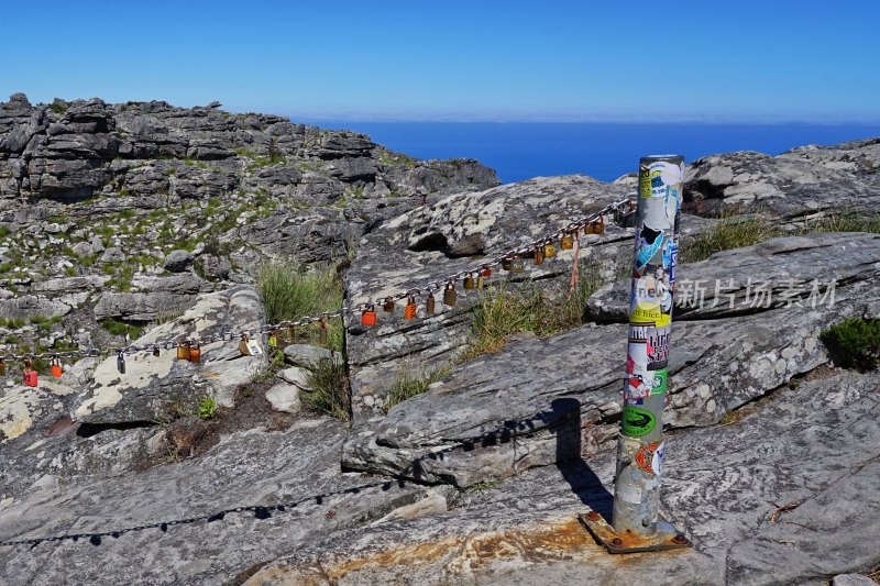 南非桌山Table Mountain，山顶风景，岩石