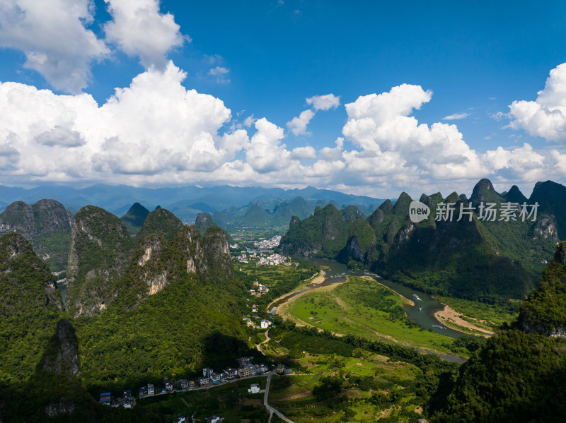 广西 桂林山水 漓江风光 下龙风光 蓝天白云