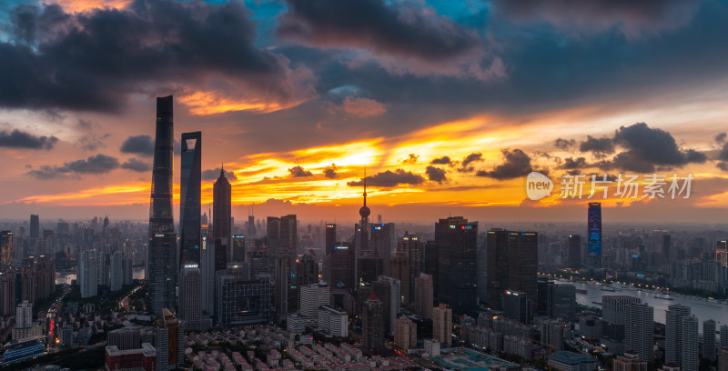 上海晚霞 陆家嘴夜景 金融城 城市晚霞