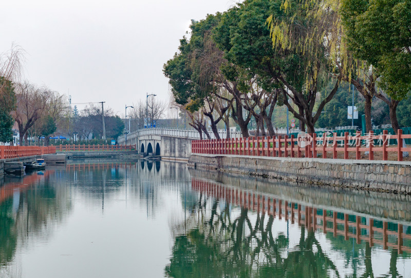 上海朱家角古镇的小桥流水人家