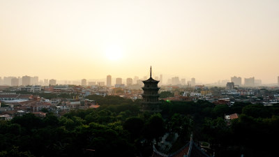 泉州东西塔航拍泉州西街开元寺夕阳日落风景