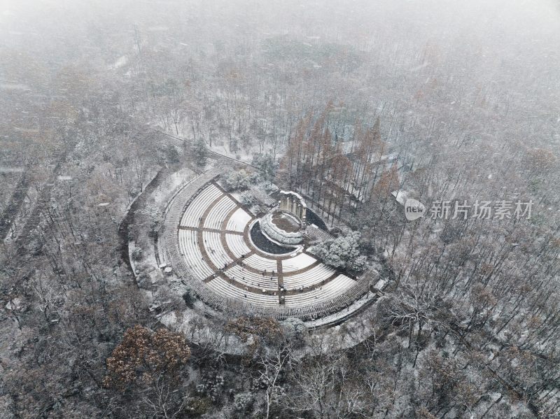 南京中山陵音乐台雪景