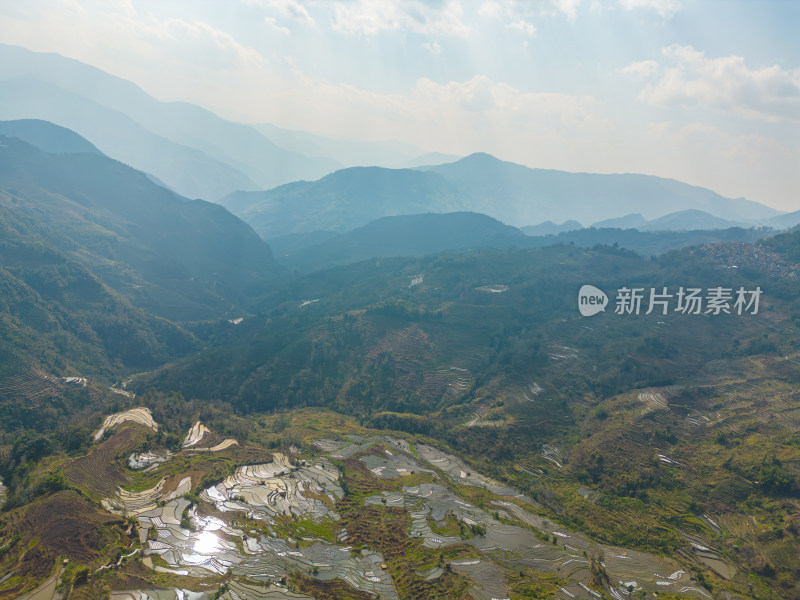 航拍红河州元阳梯田自然风光