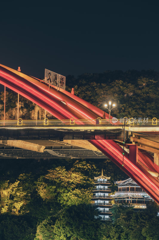 广西柳州夜景-文惠桥和文庙建筑