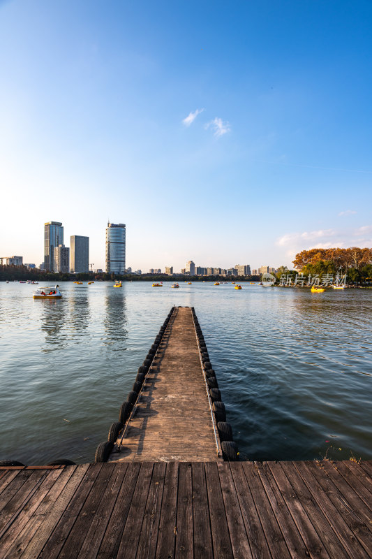 南京玄武湖秋色景观