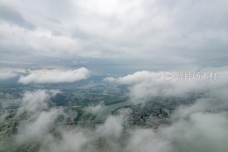 广西桂林城市清晨迷雾云海风景航拍摄影图