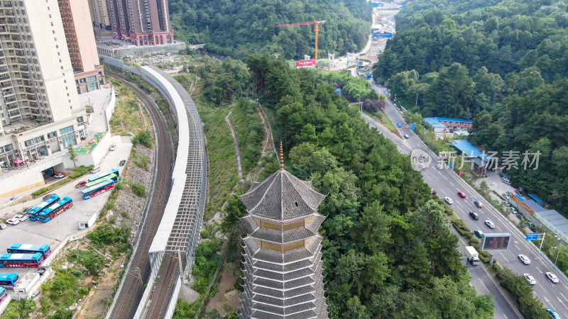 贵阳花果园鼓楼风雨桥