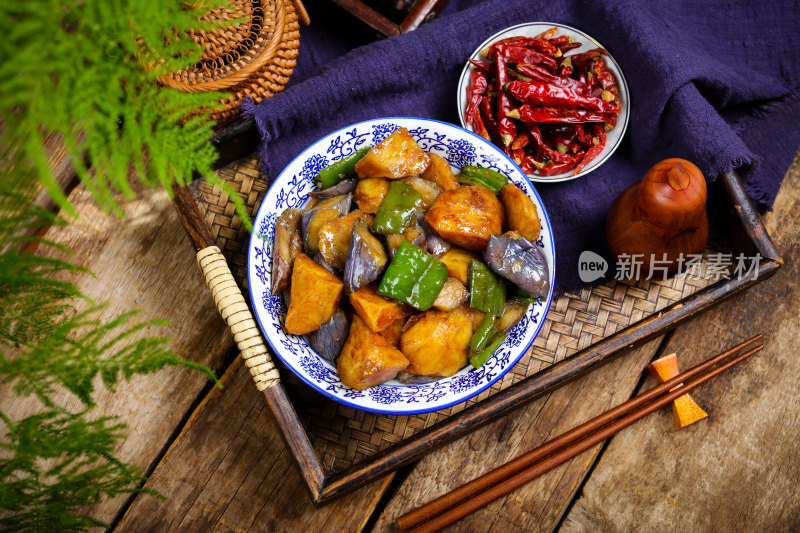 营养美味地三鲜