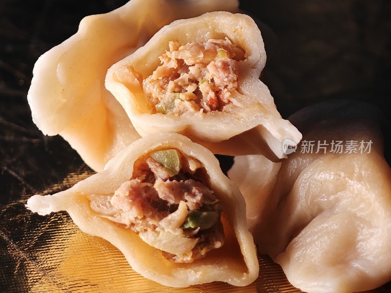 内馅饱满的美味饺子