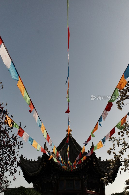 西安藏传寺庙广仁寺内部景观