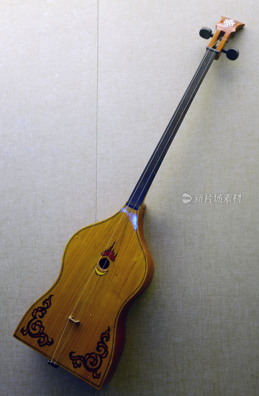 托布修尔（弹拨乐器）蒙古族