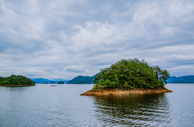 春日千岛湖风光