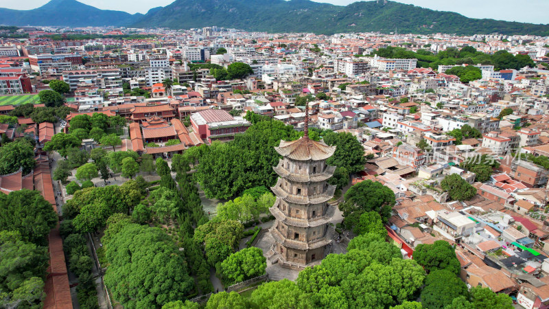 福建泉州地标开元寺镇国塔航拍