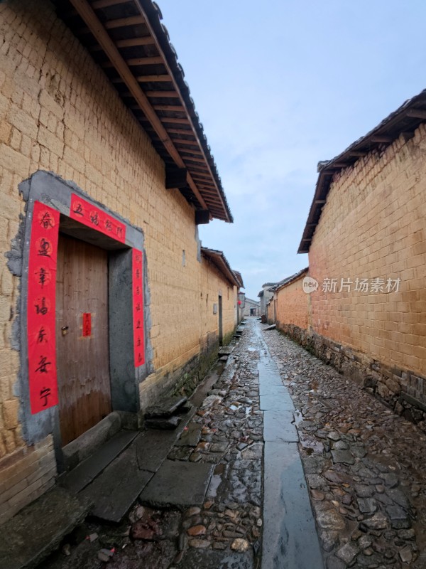 雨中竹桥古村