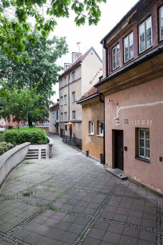 华沙的旧城区街道