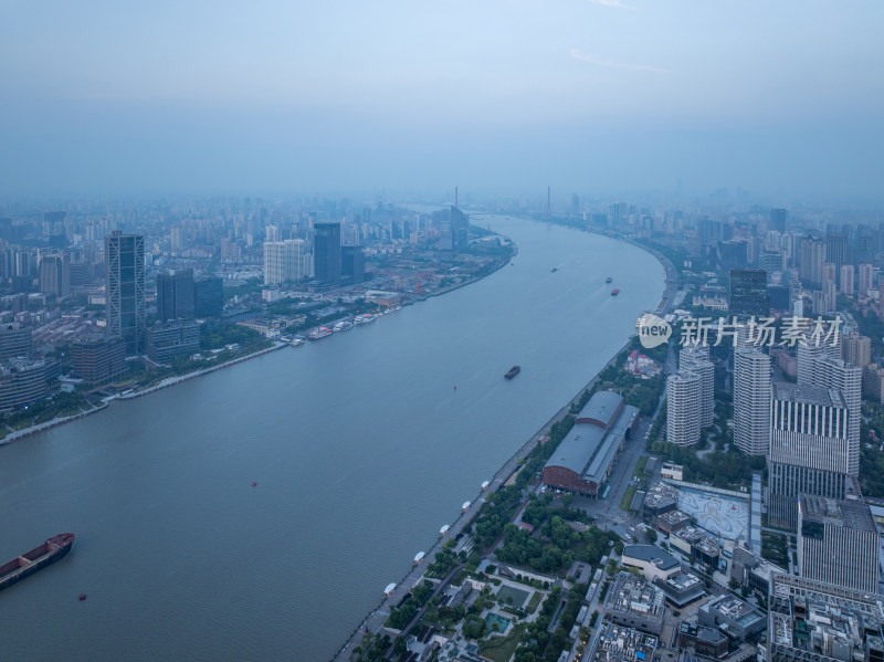 航拍上海陆家嘴高金融中心密集高楼群夜景