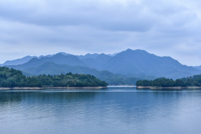 千岛湖水墨山水实拍