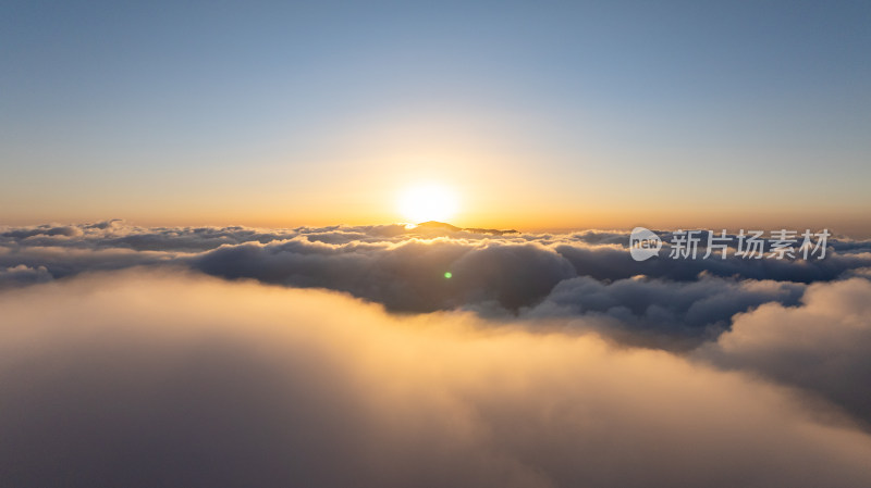 唯美高山日出云海冬季雾凇森林美景大好河山