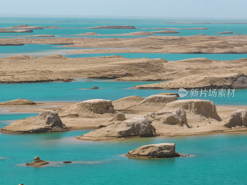 青海海西州乌素特水上雅丹奇异地貌高空航拍