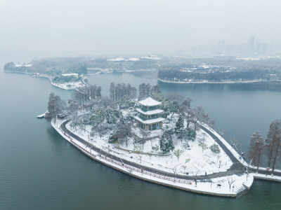 武汉东湖风景区雪景风光