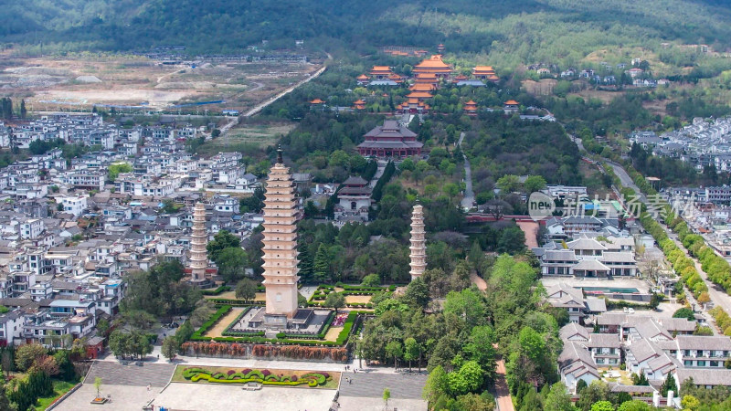 航拍云南大理崇圣寺三塔文化旅游区