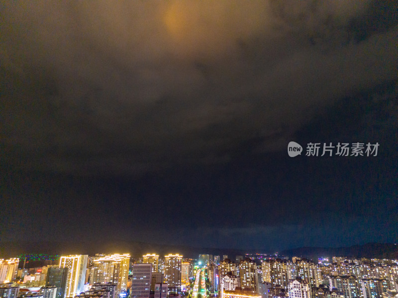 甘肃定西城市夜景交通航拍图