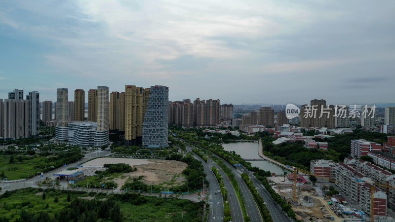 航拍福建泉州东海中央商务区