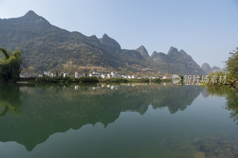 冬季阳朔遇龙河山水风光