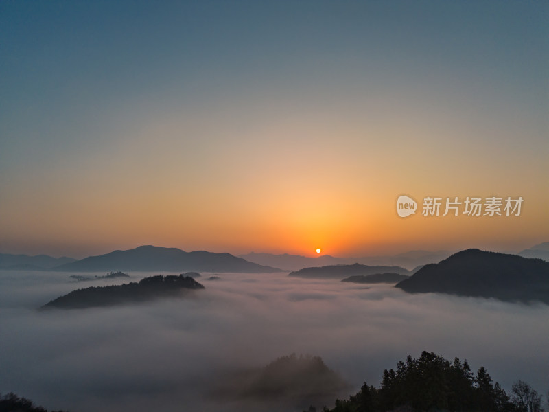 安徽歙县卖花渔村日出云海