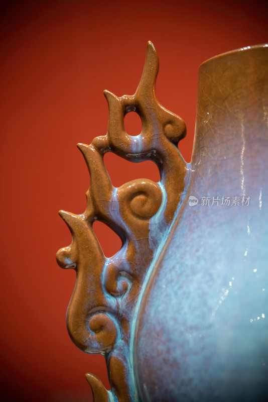 中国工艺美术馆之钧瓷作品  风火瓶